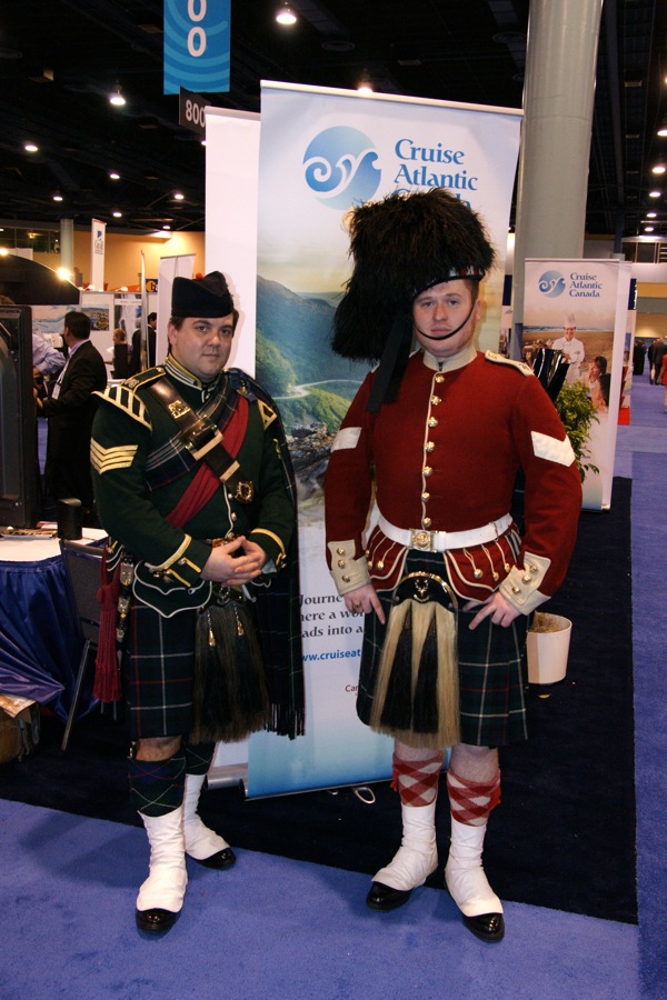 dsc06306 This Highland Guard, left, and Citadel Hill Fortress Guard representing the port of Halifax, Nova Scotia, Canada could be seen snapping pictures with attendees while roaming the hall.