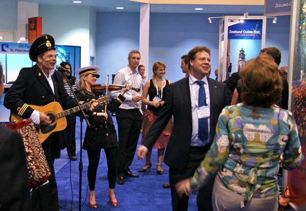 dsc06309 Here a couple gets down to music at the Holland booth.