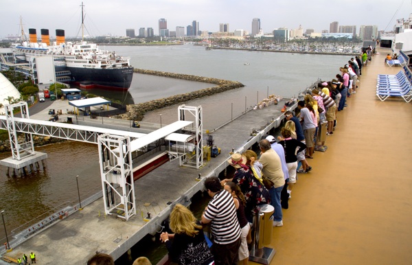 Cruise Guide: Cruising offers a unique way to visit the West Coast