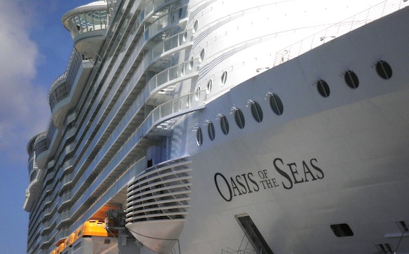 Onboard Oasis: Big ship a big hit with passengers