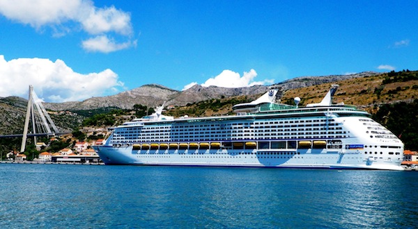Follow us in the Mediterranean aboard Voyager of the Seas